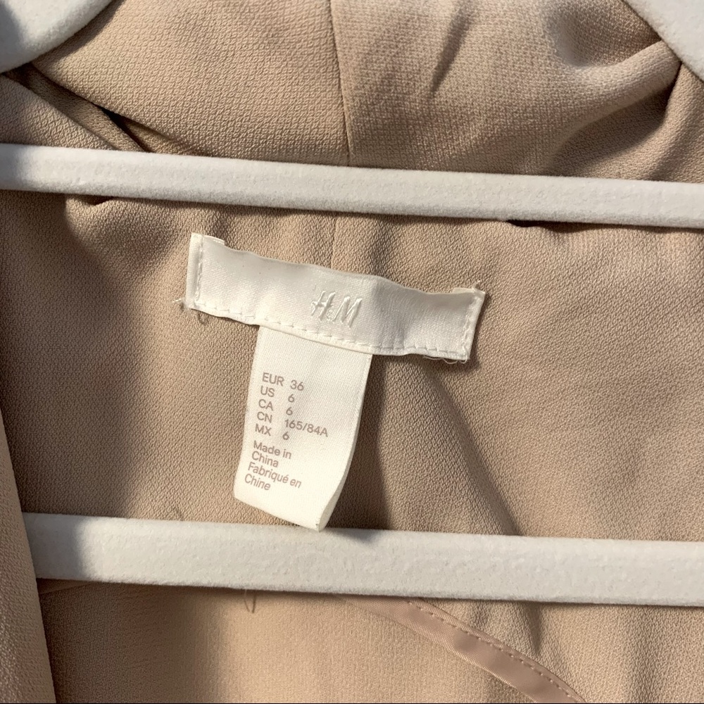 H&M Sleeveless Long Vest - Picture 3 of 6